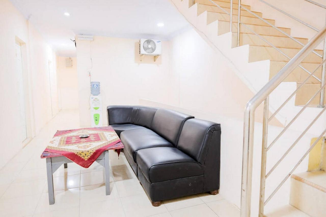 Waringin Residence RedPartner Medan Eksteriør billede