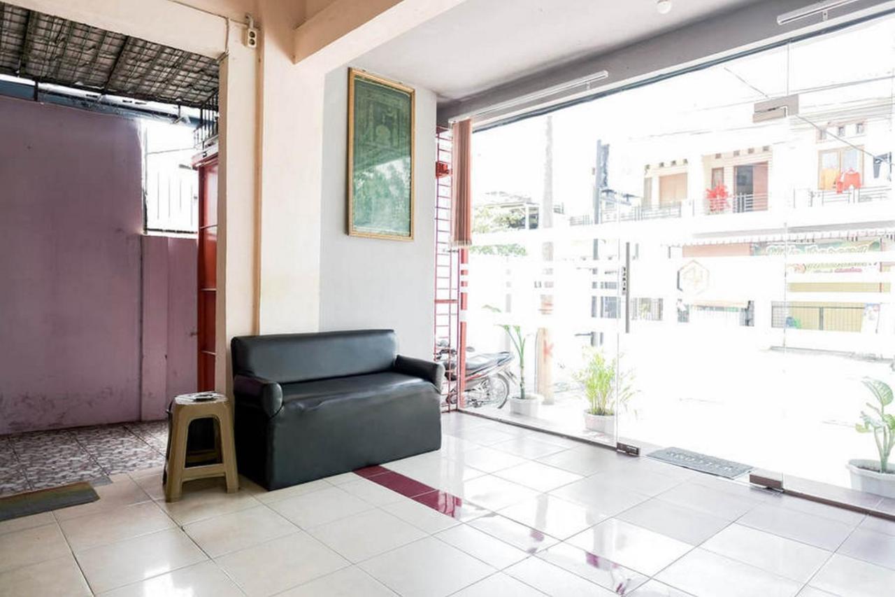Waringin Residence RedPartner Medan Eksteriør billede