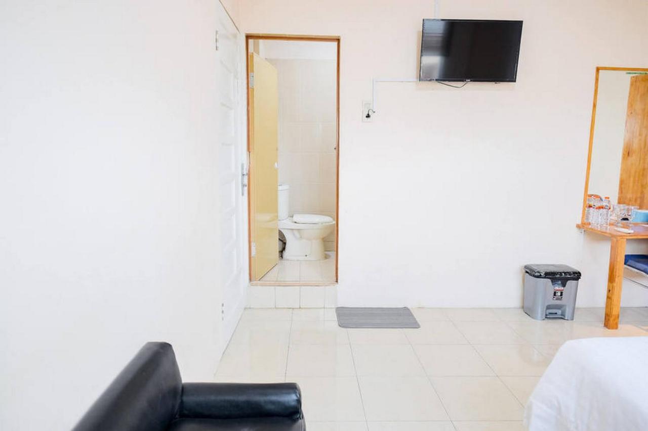 Waringin Residence RedPartner Medan Eksteriør billede