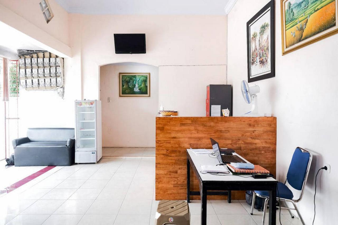 Waringin Residence RedPartner Medan Eksteriør billede